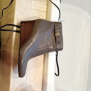 Cole Haan Gray Leather Ankle Boots 10B NWOT